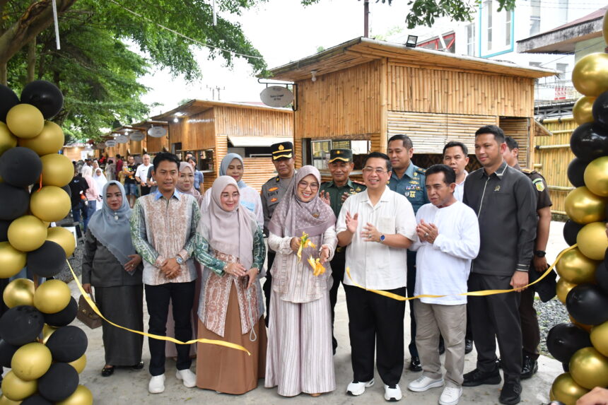 Pemerintah Kota (Pemko) Banjarmasin kembali membuka operasional Wisata Kampung Ketupat yang terletak di kawasan Sungai Baru, Rabu (15/1/2025) sore. Foto: Pemko Banjarmasin