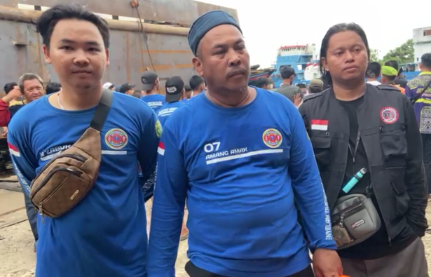 Tim Penyelam Tradisional Water Rescue Alalak Selatan Banjarmasin, Zainal Abdi. Foto: WAG 5W1H