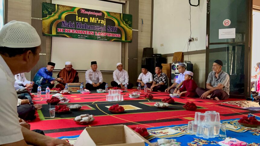 Kecamatan Lampihong Gelar Peringatan Isra Mi'raj