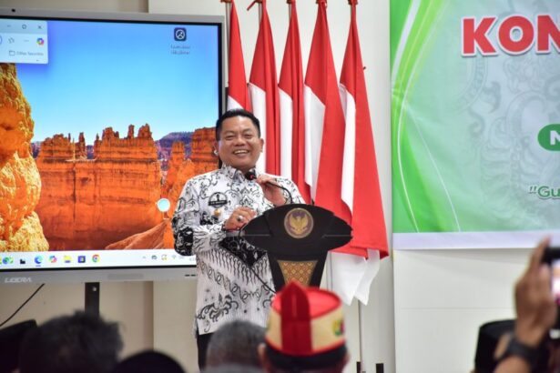 Bupati Kapuas Resmi Buka Konferensi Kabupaten PGRI Masa Bakti 2025–2030