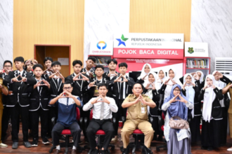 SMA IT Al Amin Kunjungi Disarpustaka Kapuas