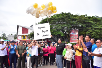 Pj Bupati Kapuas Launching Program Kapuas Bugar dan Juara di Stadion Panunjung Tarung