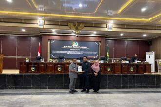 Kegiatan Wakil Bupati H Muhammad Zazuli di Paripurna DPRD