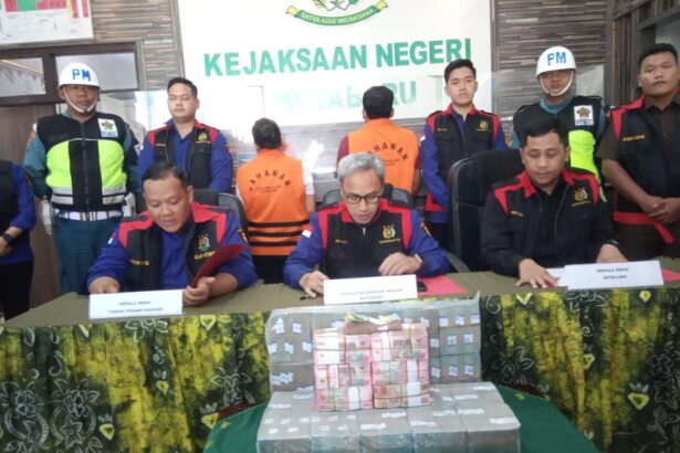 Modus Kredit Fiktif di Bank BUMN Kotabaru, Dua Tersangka Rugikan Negara Rp.9,2 Miliar Ditahan