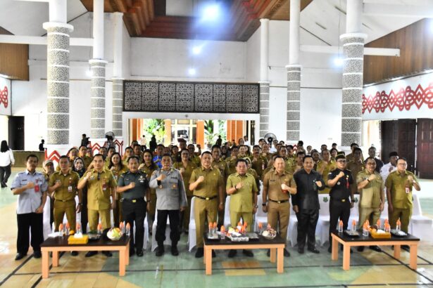 Pemkab Kapuas Gelar Sertijab Sekda: Septedy Serahkan Tugas kepada Usis I. Sangkai