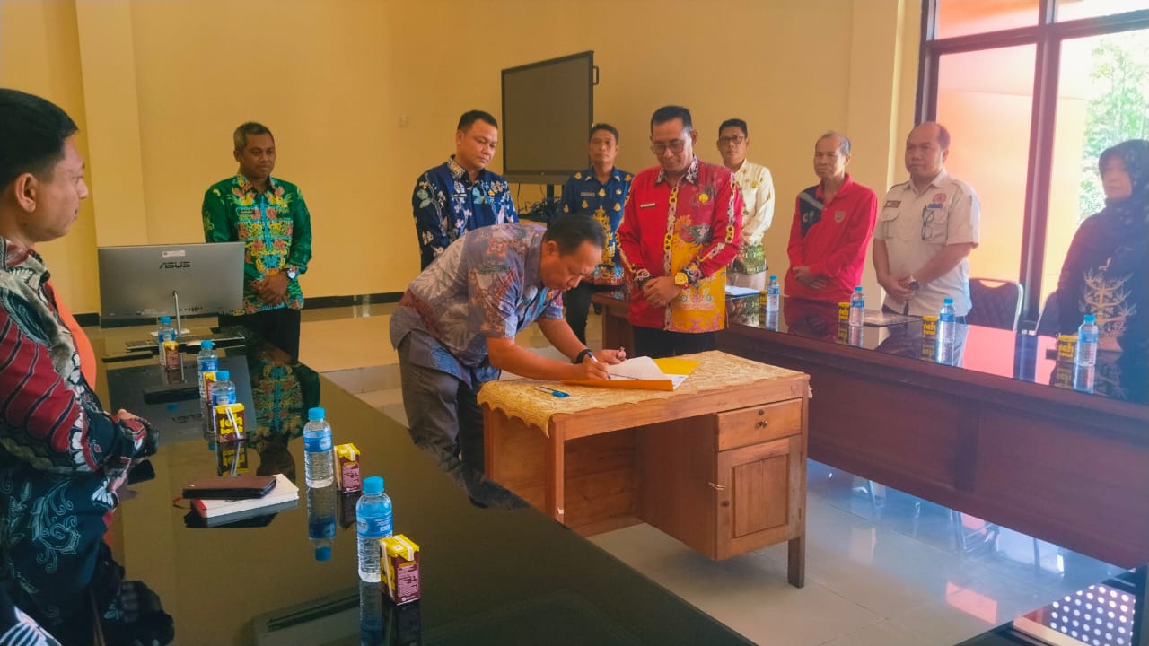 Pj Sekda Kapuas Saksikan Sertijab Kalaksa BPBD