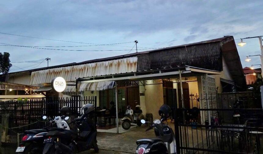 Dua Empat Coffee & Eatery
