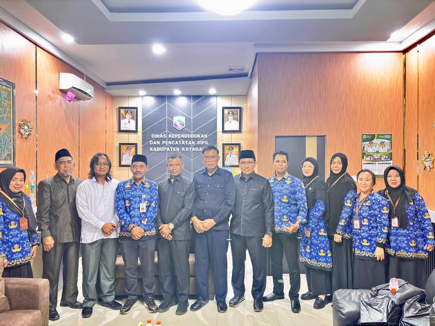 Tim Tenaga Ahli Bupati Kotabaru melakukan kunjungan kerja ke sejumlah Satuan Kerja Perangkat Daerah (SKPD) di Kabupaten Kotabaru. Foto: Har/siberdbn.co