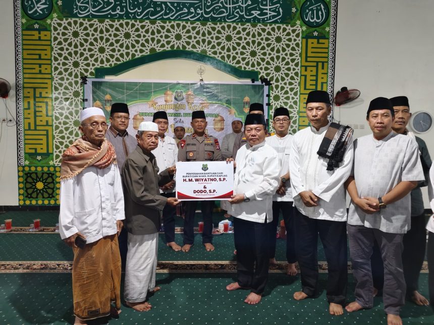 Safari Ramadan Malam ke 27 Bupati Kapuas Kunjungi Dua Masjid