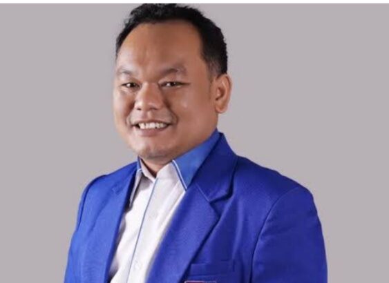 Legislator Awaludin