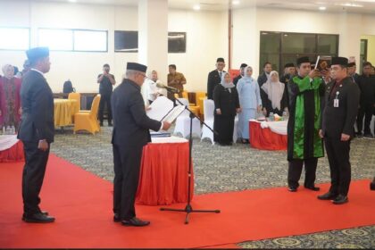 Eka Saprudin Dilantik sebagai Sekda Kotabaru