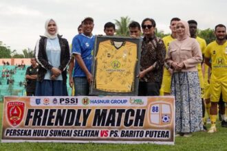 Hasnuryadi Gelar Silaturahmi dan Laga Ekshibisi Bersama Warga HSS