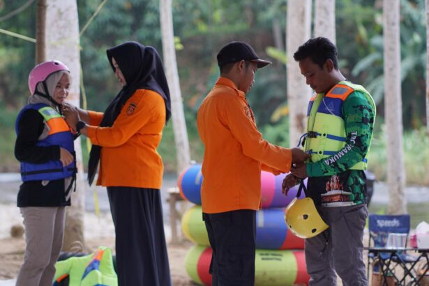 Disporapar Balangan Latih Pokdarwis Tangani Situasi Darurat di Destinasi Wisata. Foto: MC Balangan