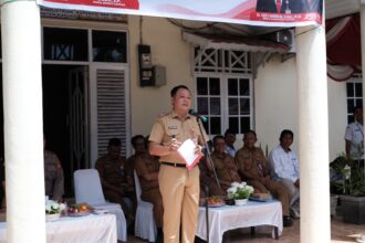 ekretaris Daerah Kabupaten Kapuas, Usis I Sangkai, mewakili Bupati Kapuas H Muhammad Wiyatno, secara resmi membuka kegiatan Pasar Murah Pemerintah Kabupaten Kapuas bekerja sama dengan Perum Bulog Cabang Kapuas