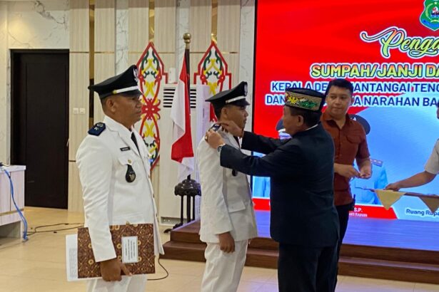 Bupati Kapuas Lantik Dua Kepala Desa di Mantangai dan Pulau Petak