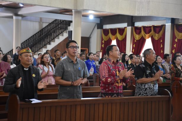 Sekda Kapuas Hadiri Kebaktian Bersama ASN dan Tekon di Gereja Sinta GKE Selat