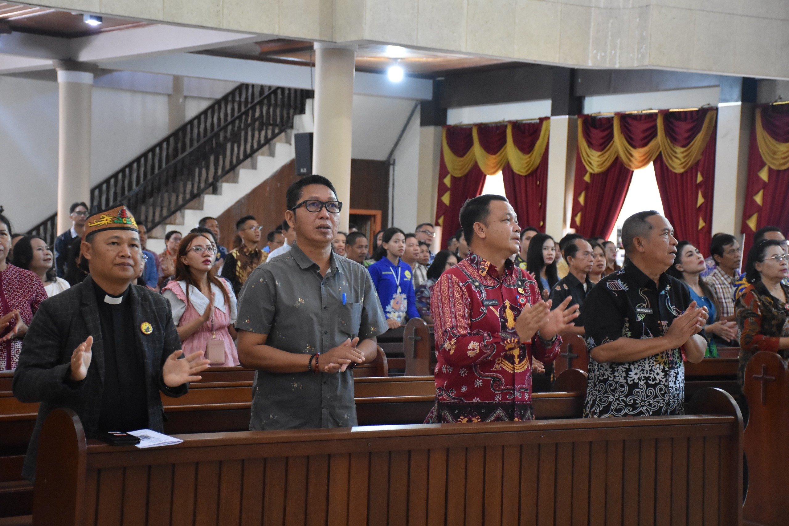 Sekda Kapuas Hadiri Kebaktian Bersama ASN dan Tekon di Gereja Sinta GKE Selat