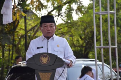 Bupati Kapuas Lepas 137 Peserta Semarak Pawai Tahun Baru Islam 1447 H