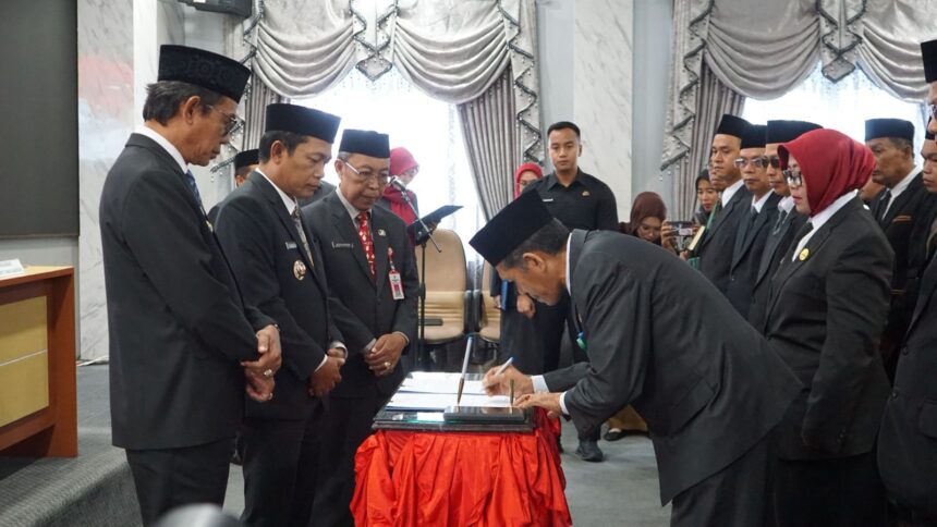 16 Pejabat Pemkab Balangan Resmi Dilantik