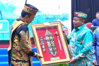 Bupati Wiyatno Hadiri Pisah Sambut Kajati Kalteng di Palangka Raya