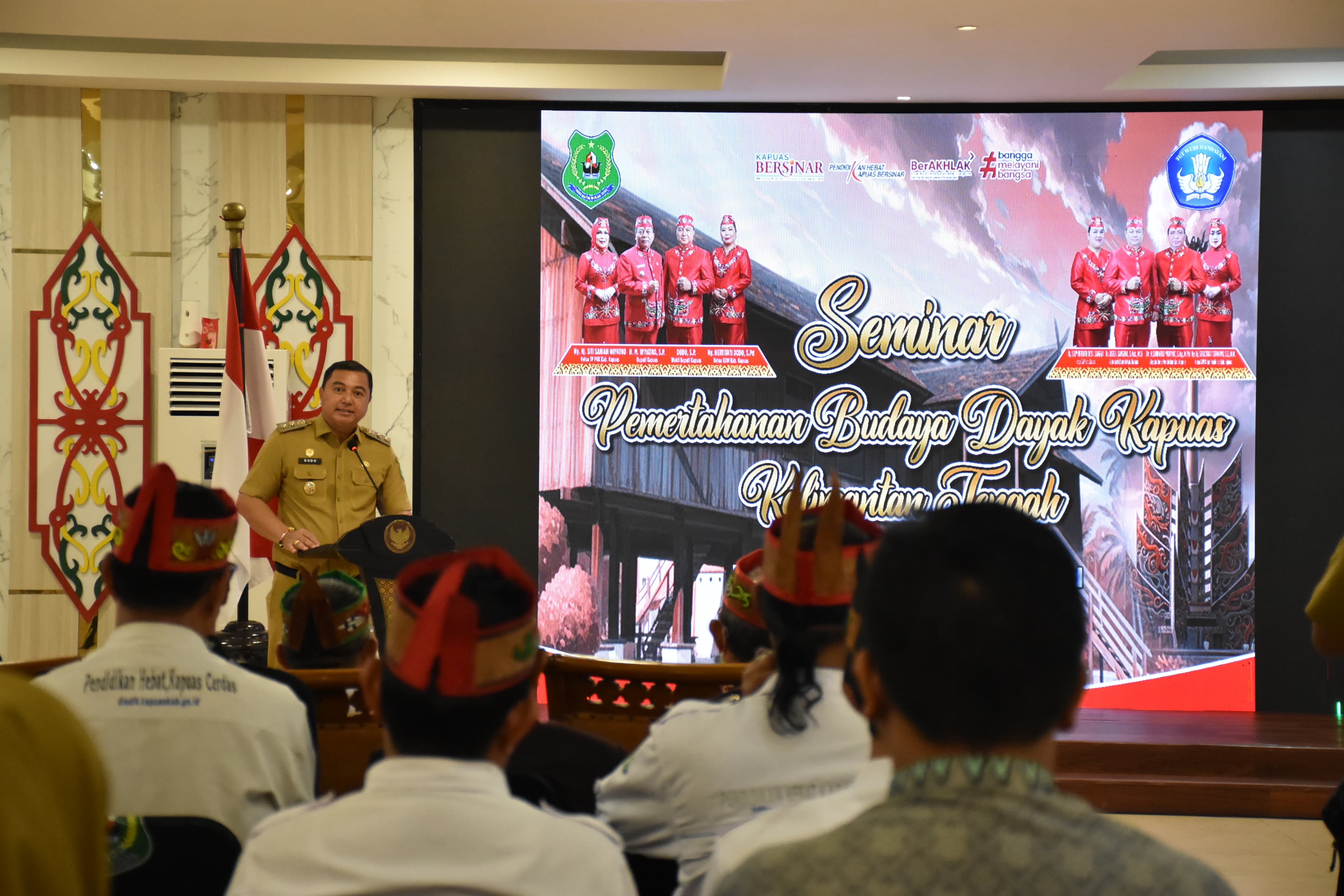 Pemkab Kapuas Gelar Seminar Pemertahanan Budaya Dayak untuk Perkuat Fondasi Pendidikan Daerah