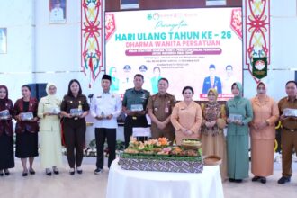 Sekda Kapuas Hadiri Puncak HUT ke-26 DWP