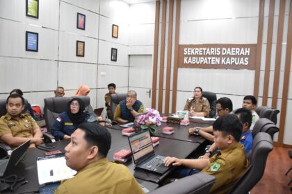 Pemerintah Kabupaten Kapuas menggelar Rapat Evaluasi Penerapan dan Penyusunan Standar Pelayanan Minimal (SPM) Tahun 2025, di Ruang Rapat Sekda