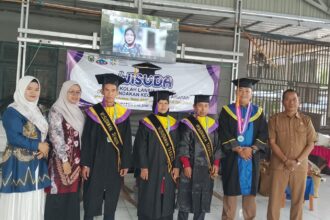 20 Lansia Desa Tundakan Ikuti Wisuda Sekolah Lansia SIDAYA